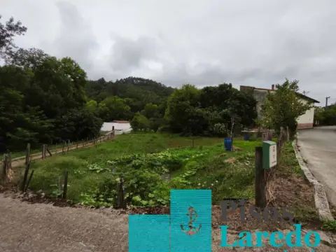 Casa pareada en calle La Vega