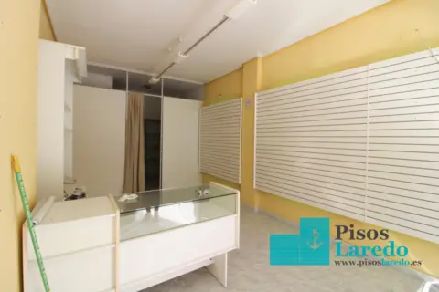Local comercial en calle Centro, nº 6