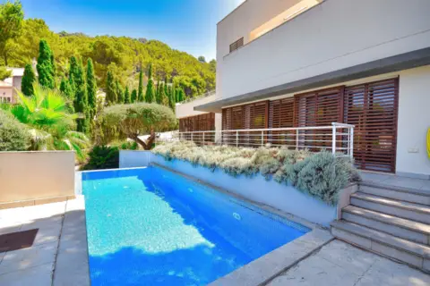 Chalet unifamiliar en Via de la Costa, 62