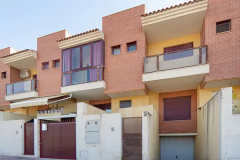 Casa en calle de Jacinto Benavente