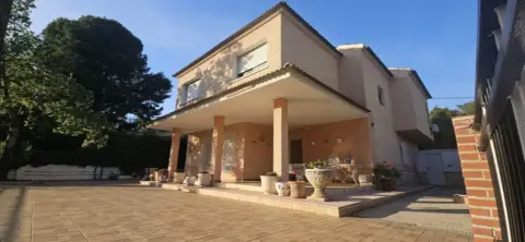 Chalet unifamiliar en calle de las Ardillas