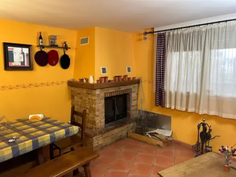 Local comercial en calle del Portillo