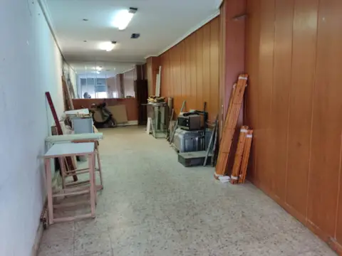 Local comercial en calle de la Ronda de los Cuarteles