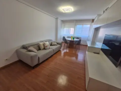 Piso en Portillejo-Valdegastea