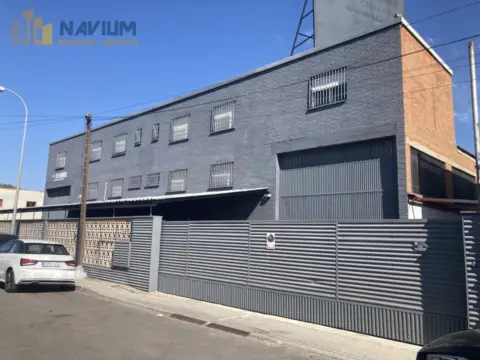Nave industrial en Paracuellos