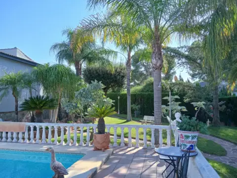 Chalet unifamiliar en La Canyada - La Cañada