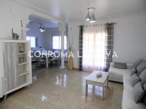 Casa en Urbanizacion Llorers