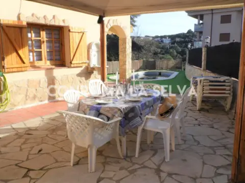 Casa en Urbanizacion Llorers