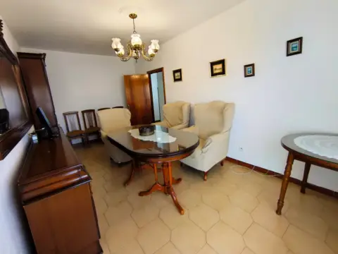Piso en calle de la Montería, 1