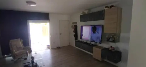 Casa pareada en calle Minerva