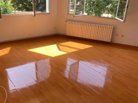 Piso en Avenida de la Milagrosa