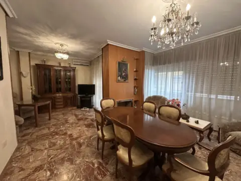 Piso en Avenida de Antonio Machado