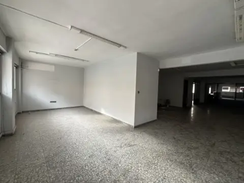 Local comercial en Avenida de la Ciudad de Linares