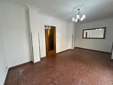 Piso en Avenida de la Libertad