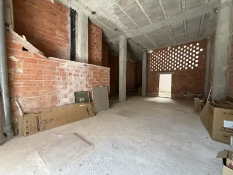 Local comercial en calle de la Torrenueva