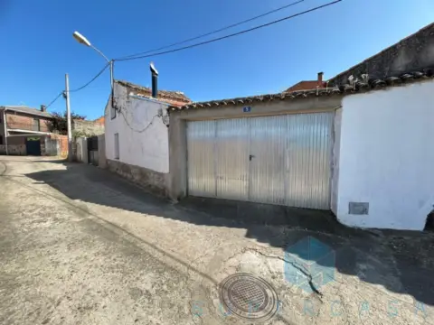 Casa unifamiliar en calle de Estena
