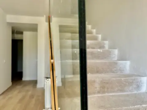 Chalet adosado en calle Comuneros de Castilla