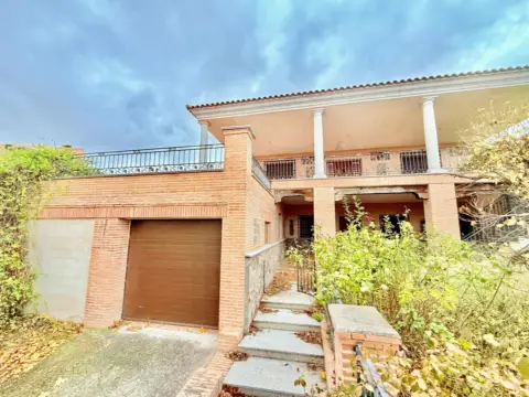 Casa unifamiliar en calle del Alcotan