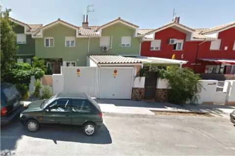Chalet adosado en calle de Río Guadiana