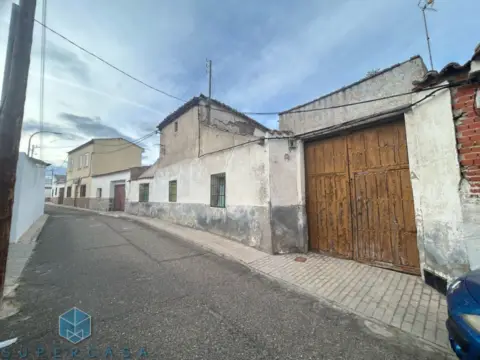 Casa unifamiliar en calle de Don Felipe