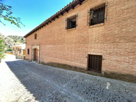 Piso en callejón Capricho