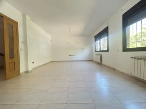 Chalet adosado en calle de Ramón y Cajal