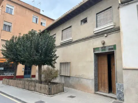 Casa adosada en Barrio Bajo