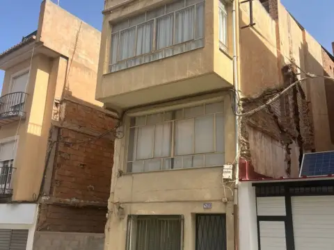Casa en calle de Pérez Carrillo