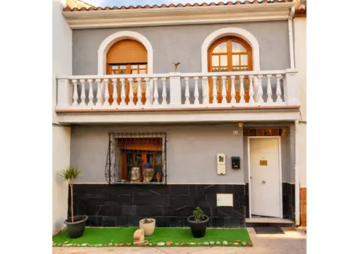 Casa en calle de Memoria