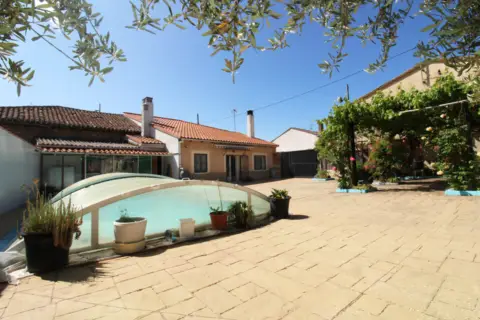 Casa pareada en Avenida de Madrid, 101