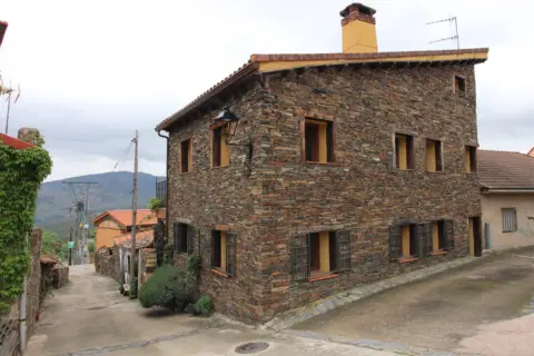 Casa pareada en calle de la Iglesia