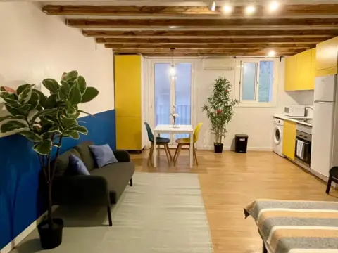 Estudio en Carrer de Ferran