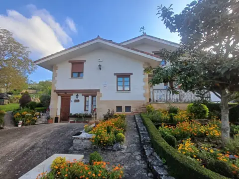 Casa unifamiliar en calle Hueto Arriba Kalea