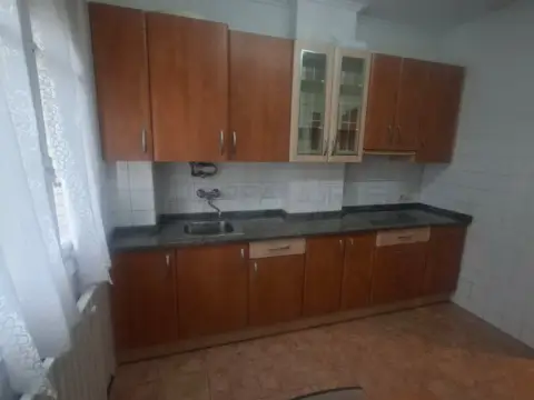 Piso en calle de la Cruz Blanca