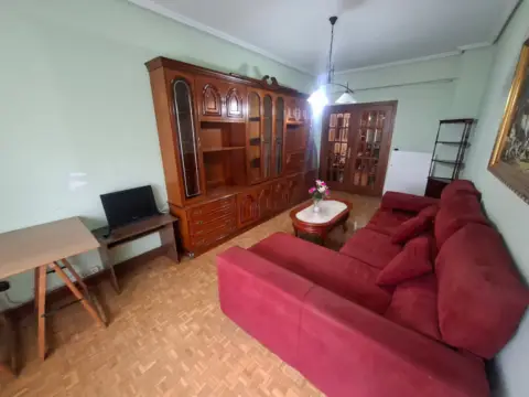 Piso en calle de Paraguay