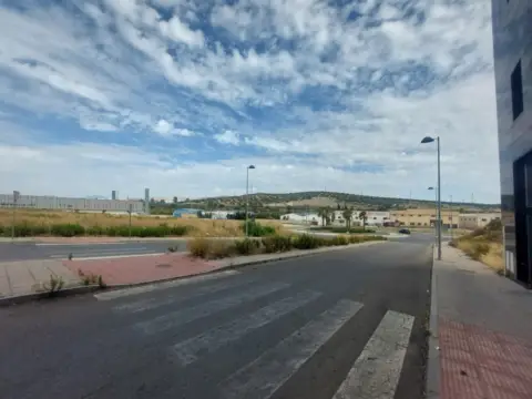 Local comercial en calle de Francisca Cabello Hoyos