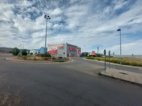 Local comercial en calle de Francisca Cabello Hoyos