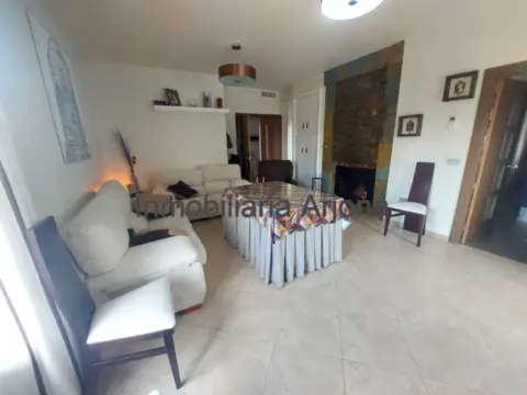 Chalet adosado en calle Vereda De Castro