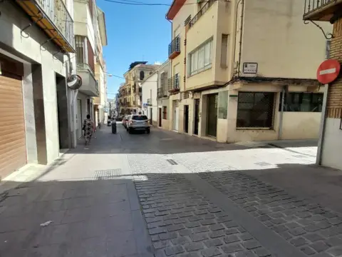 Garaje en calle de los Curados