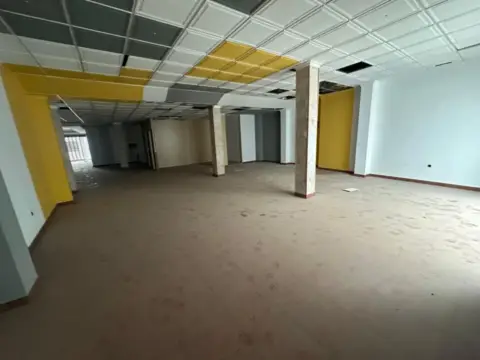 Local comercial en calle del General Alaminos