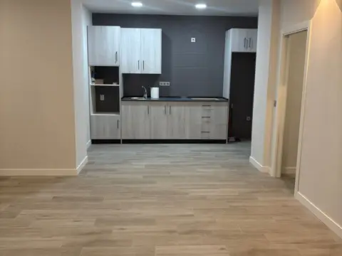 Piso en calle de Alvarado