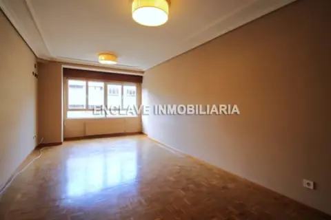 Piso en Masip-La Ería-La Argañosa-Parque del Oeste