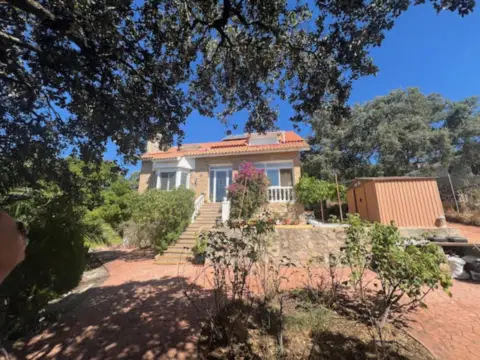 Chalet unifamiliar en Valdemorillo