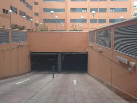 Garaje en calle de Entrepeñas, nº 90