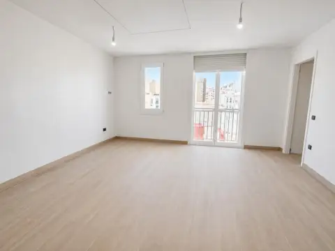 Piso en calle Sánchez Cerquero