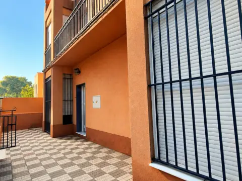 Piso en calle Santo Entierro