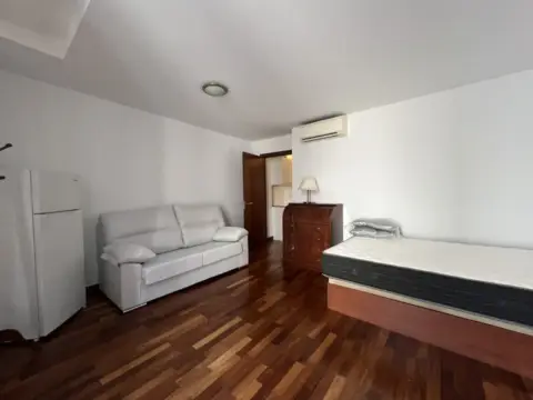 Estudio en Centro-Catedral