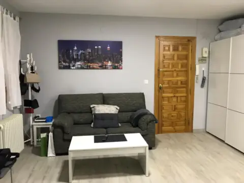 Estudio en Pajaritos-Plaza de Toros