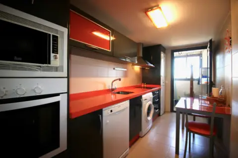 Piso en calle de Emilio Cardenal Hernández, 108