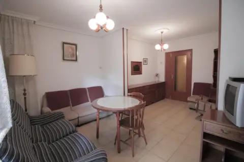Habitación en calle de Atahualpa, 4